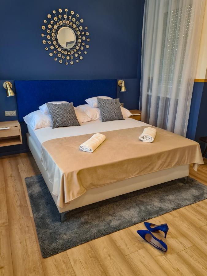 Ditlin Apartmanok Pápa Exterior foto